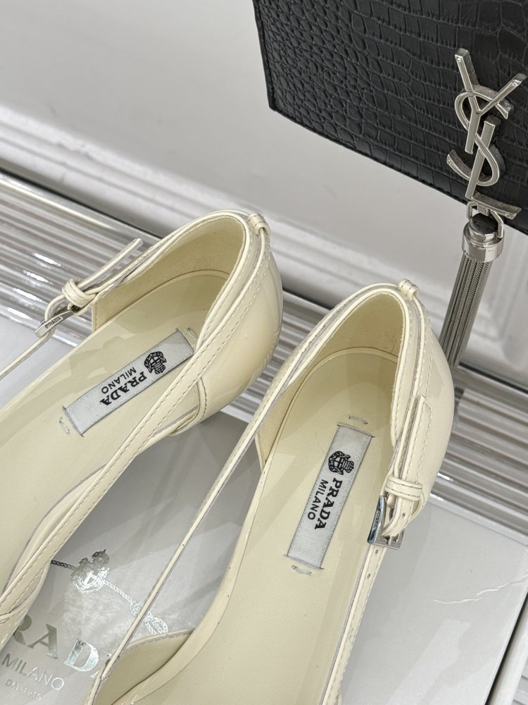 Туфли женские фото 8