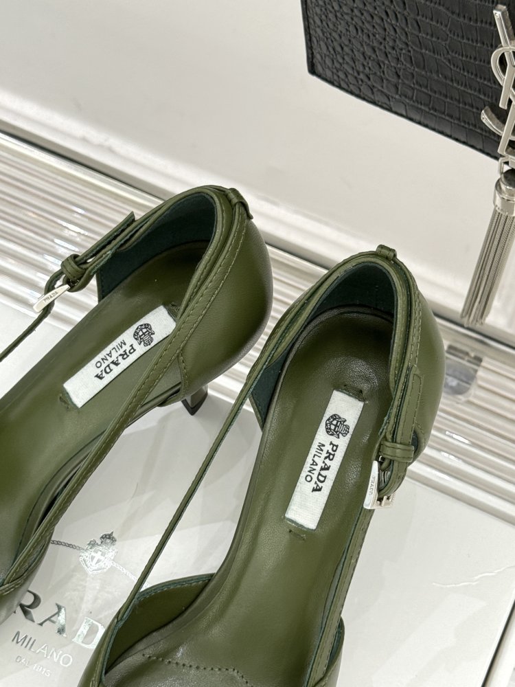 Туфли женские фото 8