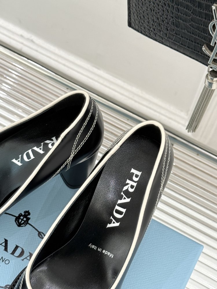 Туфли женские фото 8