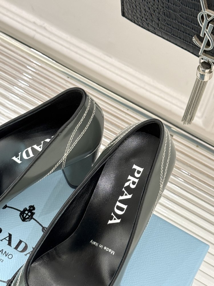 Туфли женские фото 8