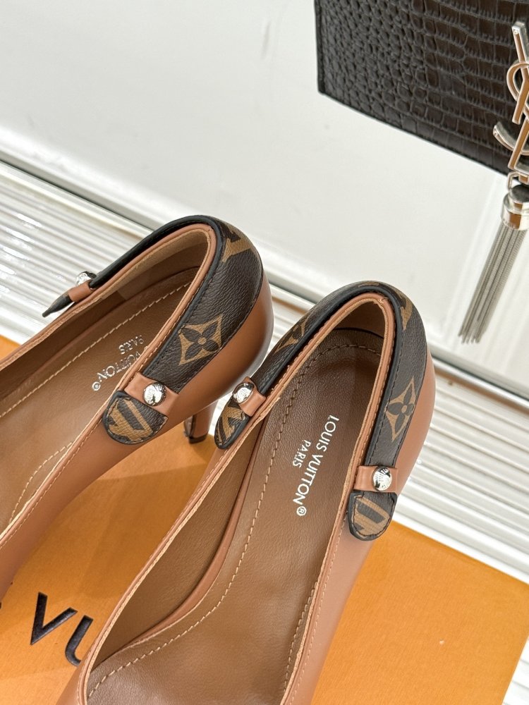 Туфли женские фото 8