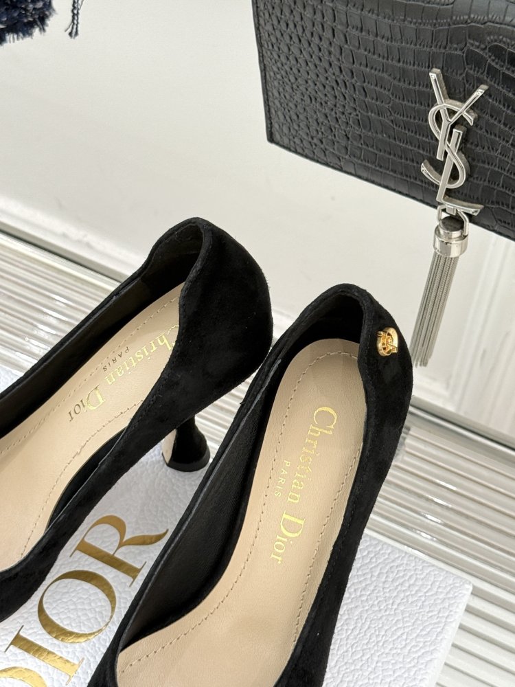 Туфли женские фото 8