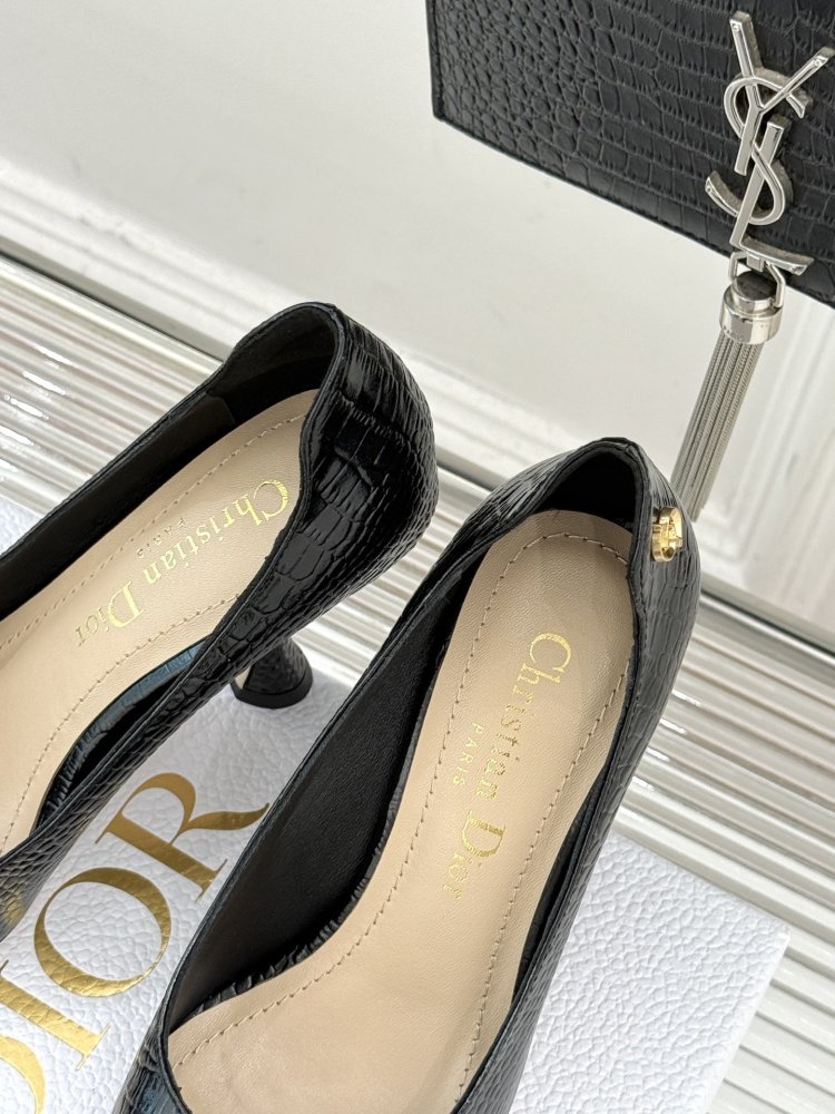 Туфли женские фото 8