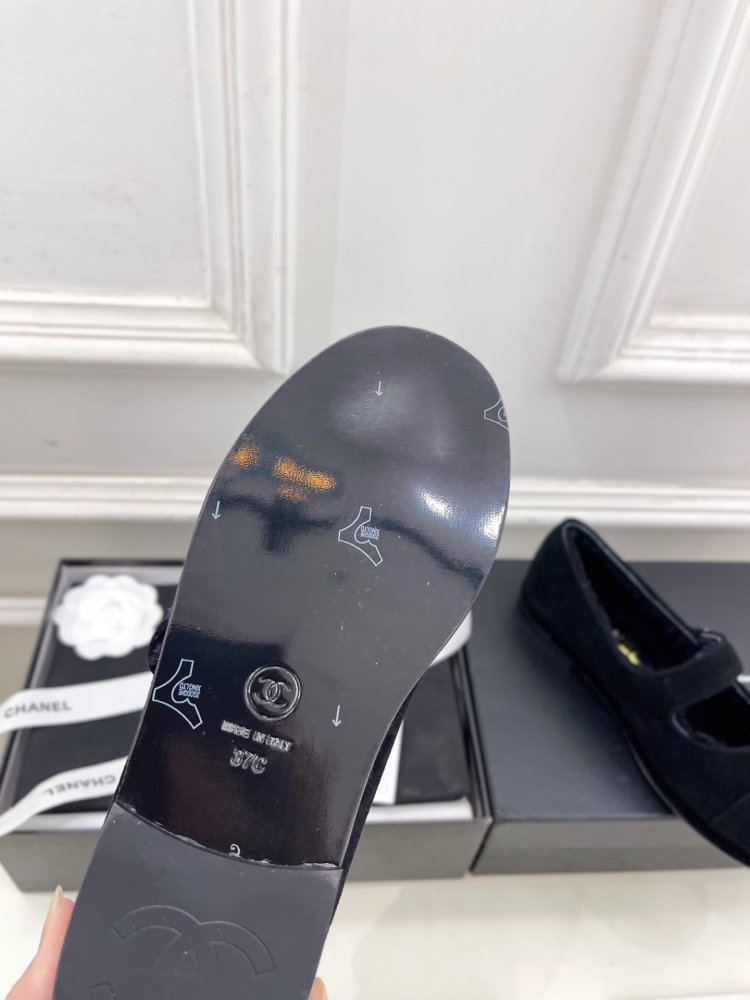 Туфли женские фото 9