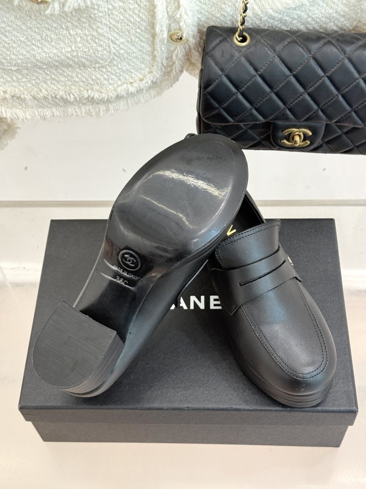 Туфли женские фото 9