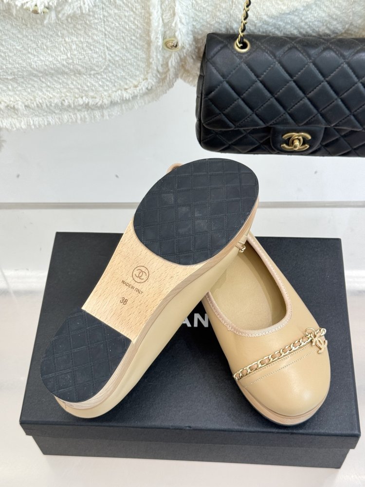 Туфли женские фото 9