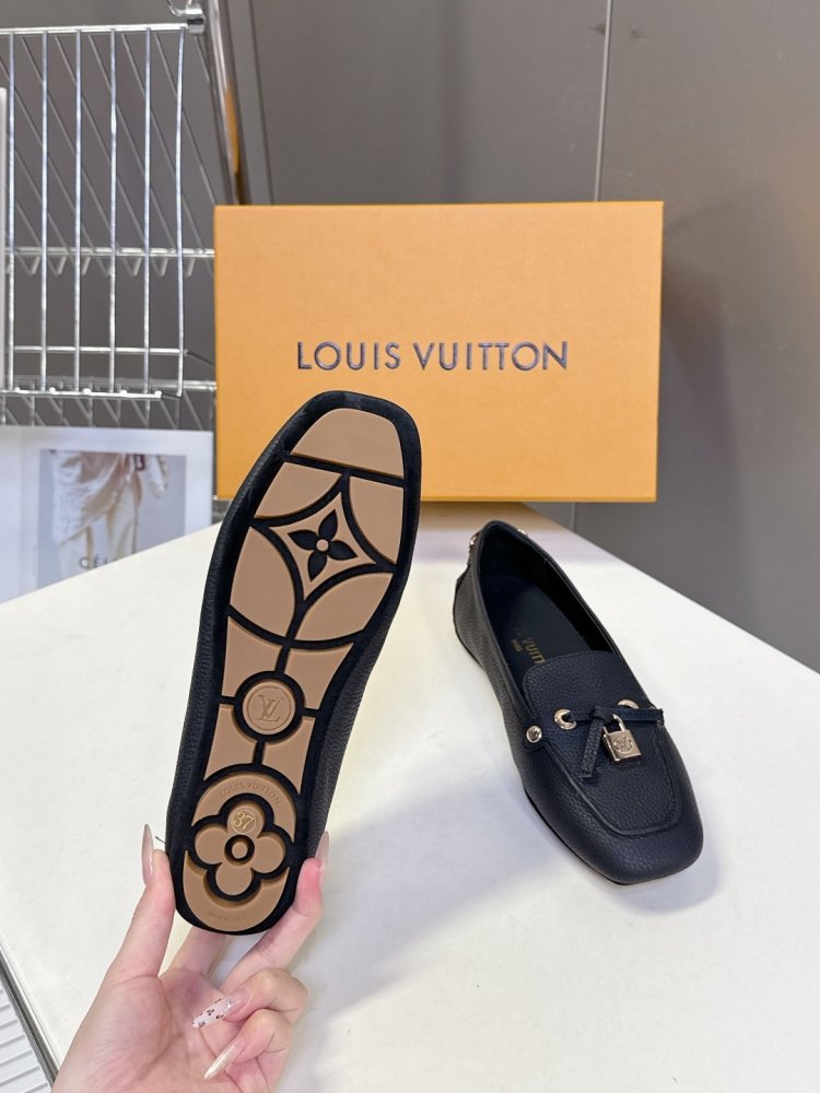 Туфли женские фото 9