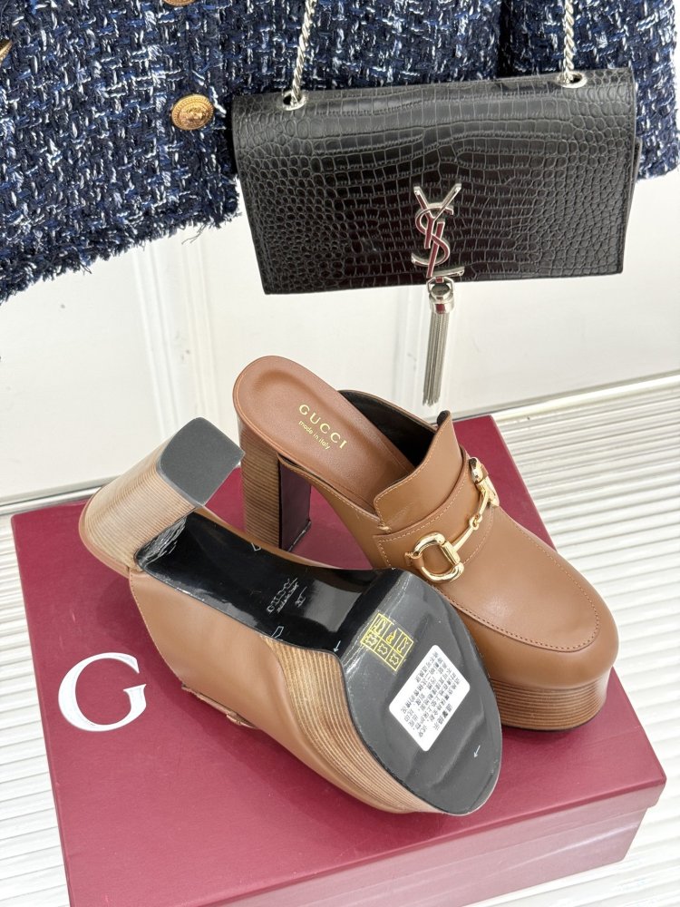 Туфли женские фото 9