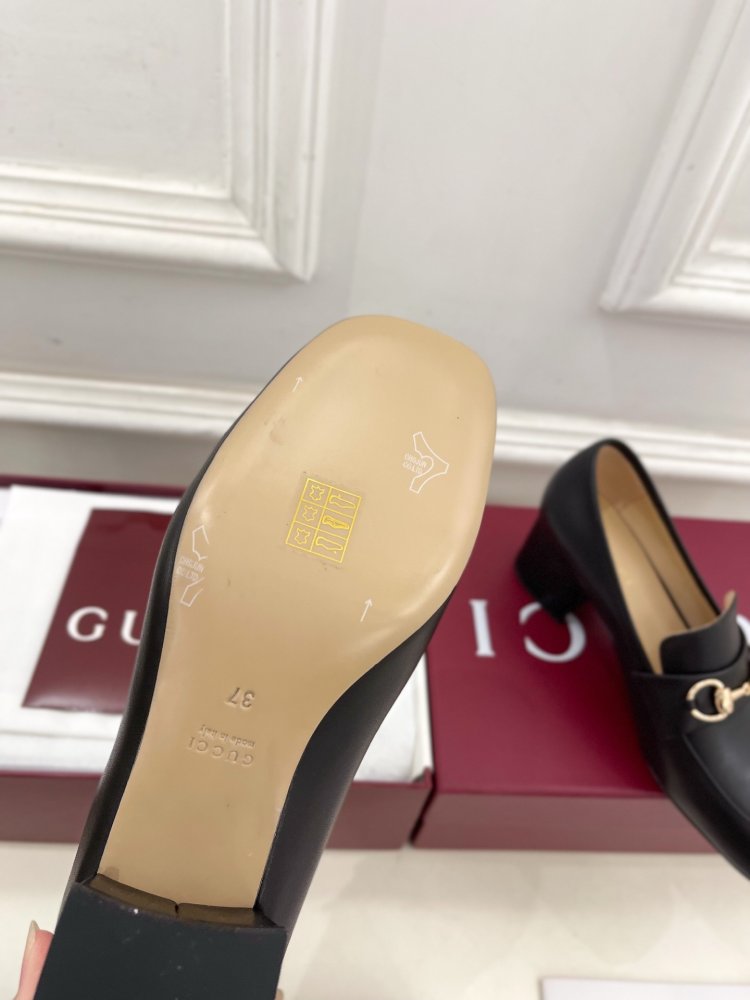 Туфли женские фото 9