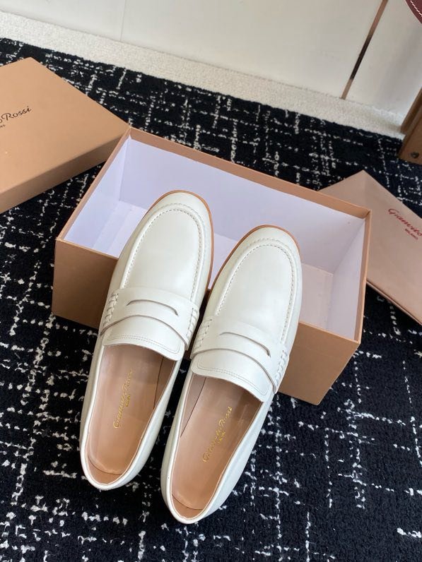 Туфлі жіночі фото 9