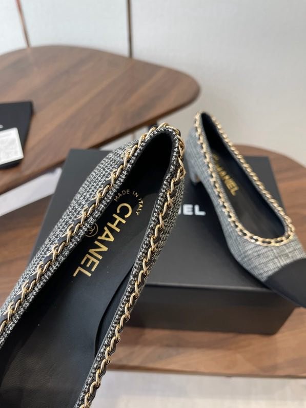 Туфлі жіночі фото 9