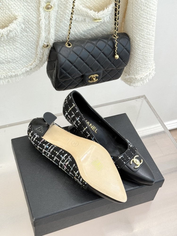 Туфлі жіночі фото 9