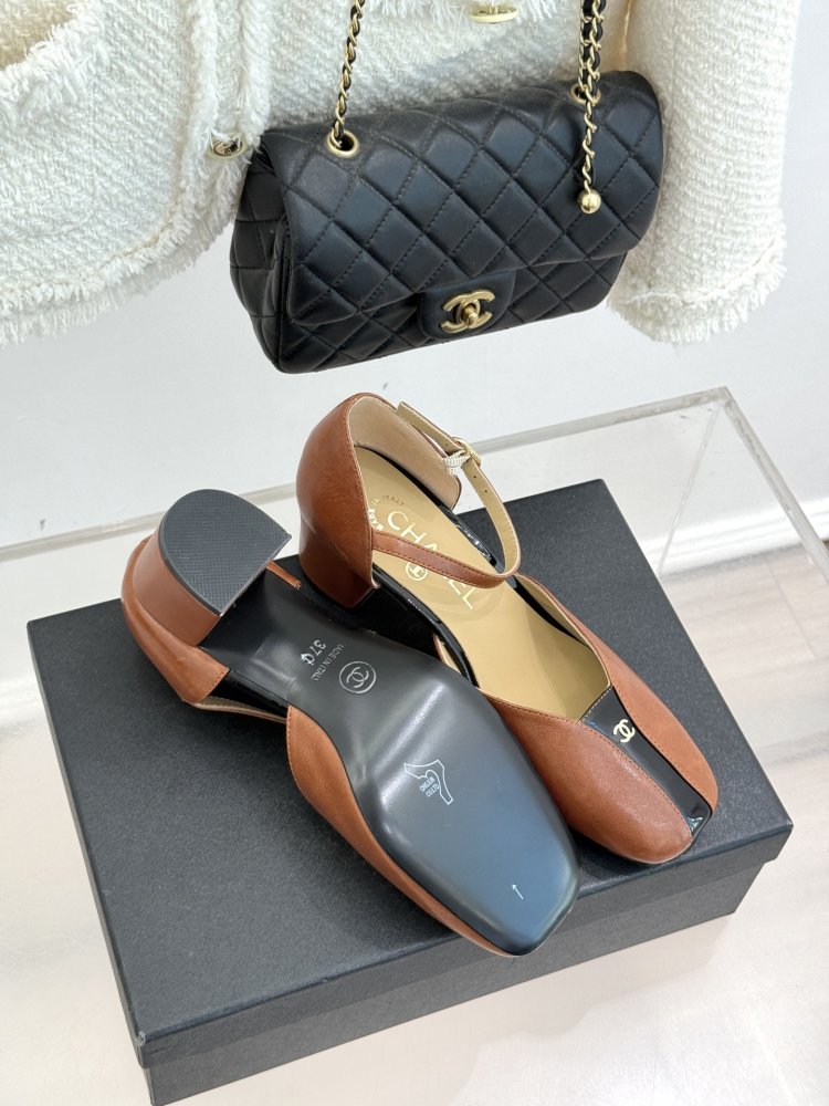 Туфлі жіночі фото 9