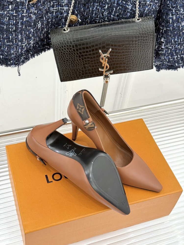 Туфли женские фото 9