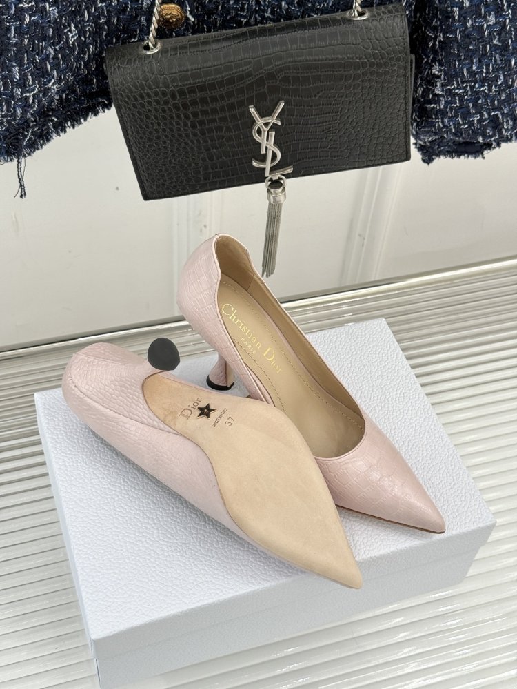 Туфли женские фото 9