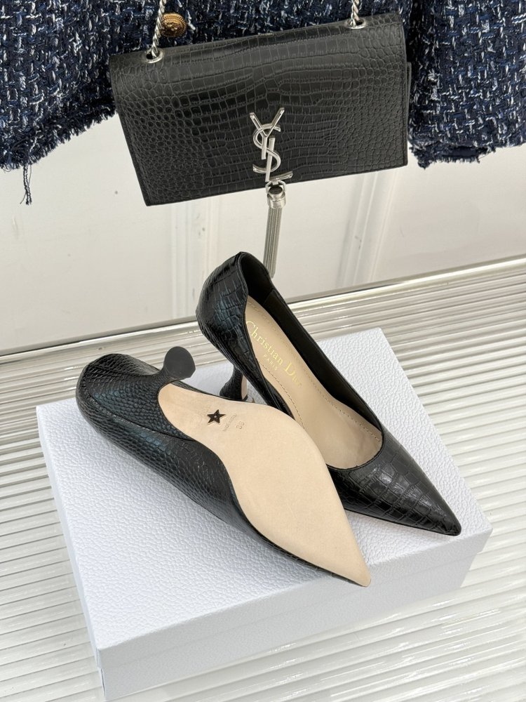 Туфли женские фото 9