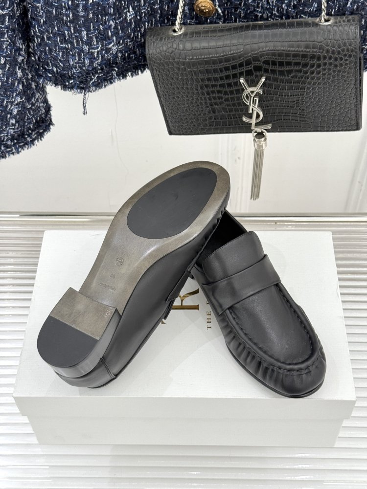 Туфли женские фото 9