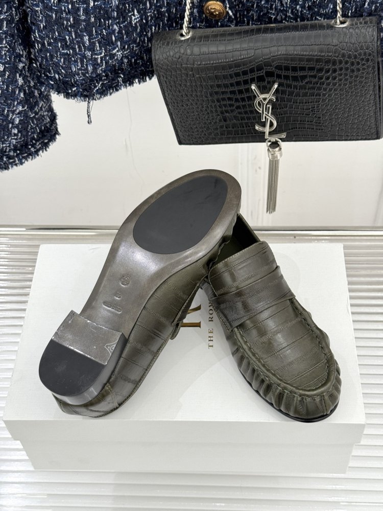 Туфли женские фото 9