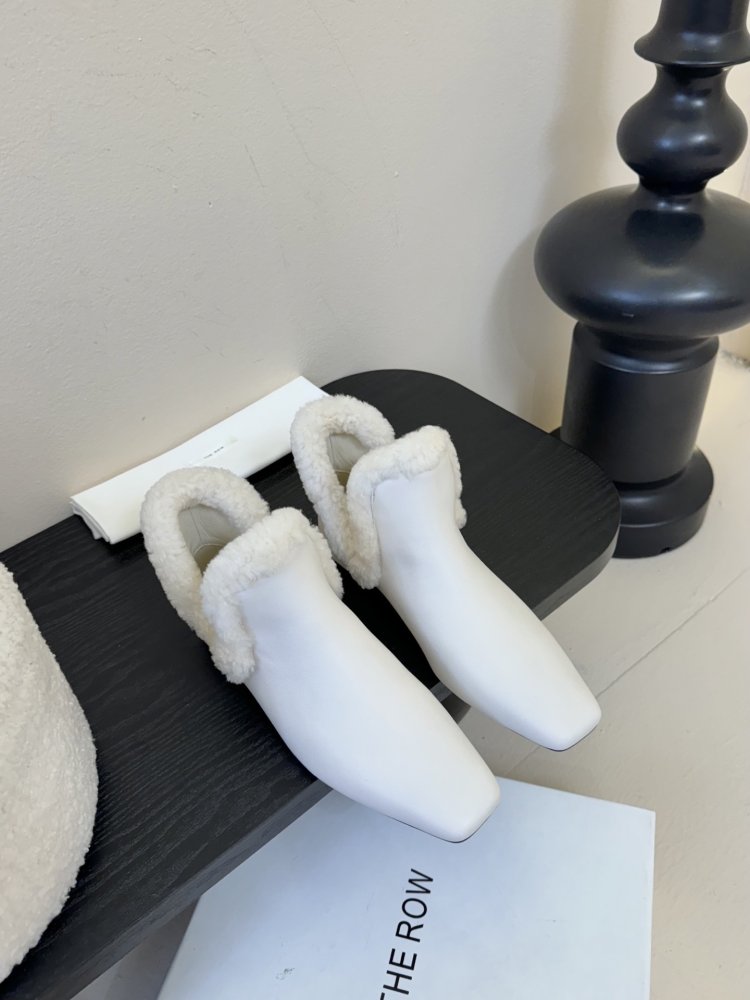 Shoes winter on fur women's