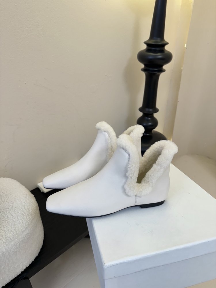 Shoes winter on fur women's фото 4