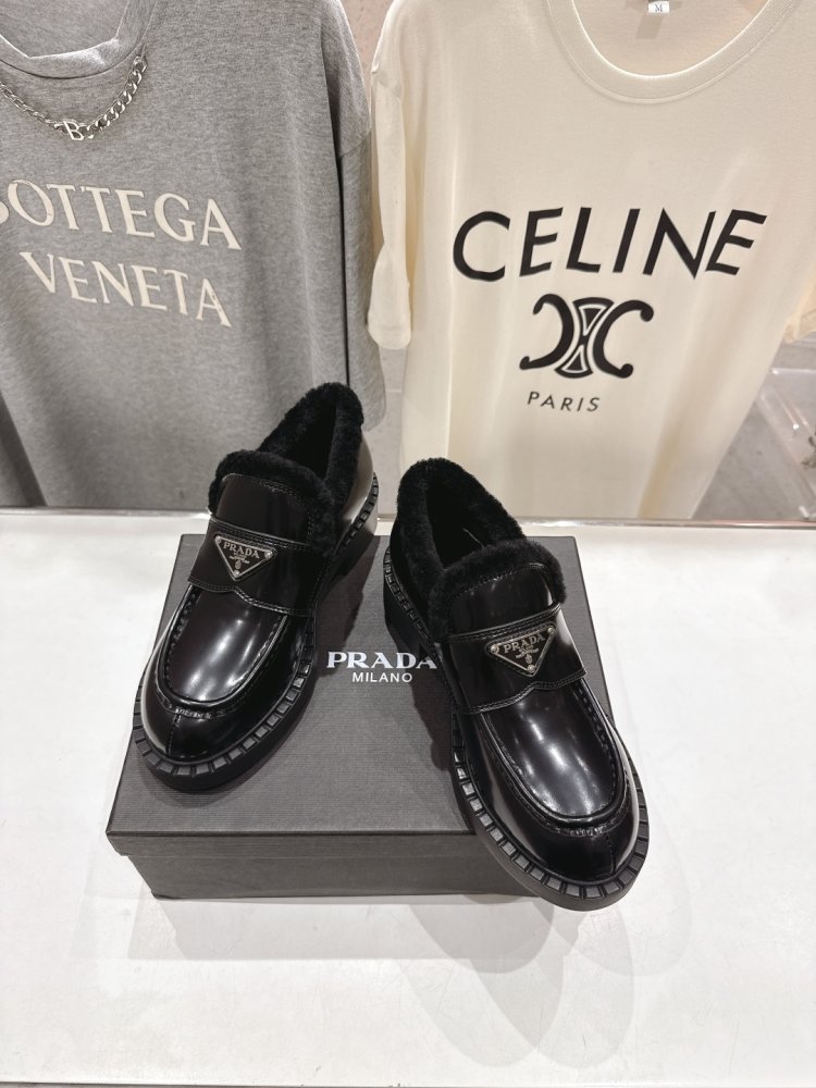 Туфли зимние женские на меху фото 2