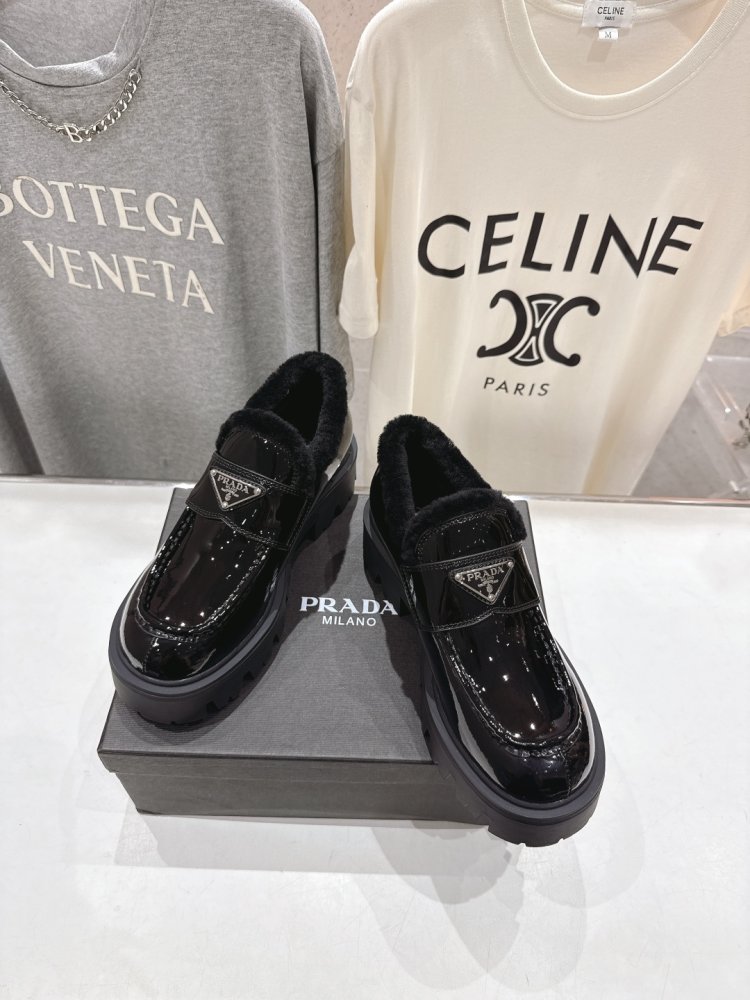 Туфли зимние женские на меху фото 2