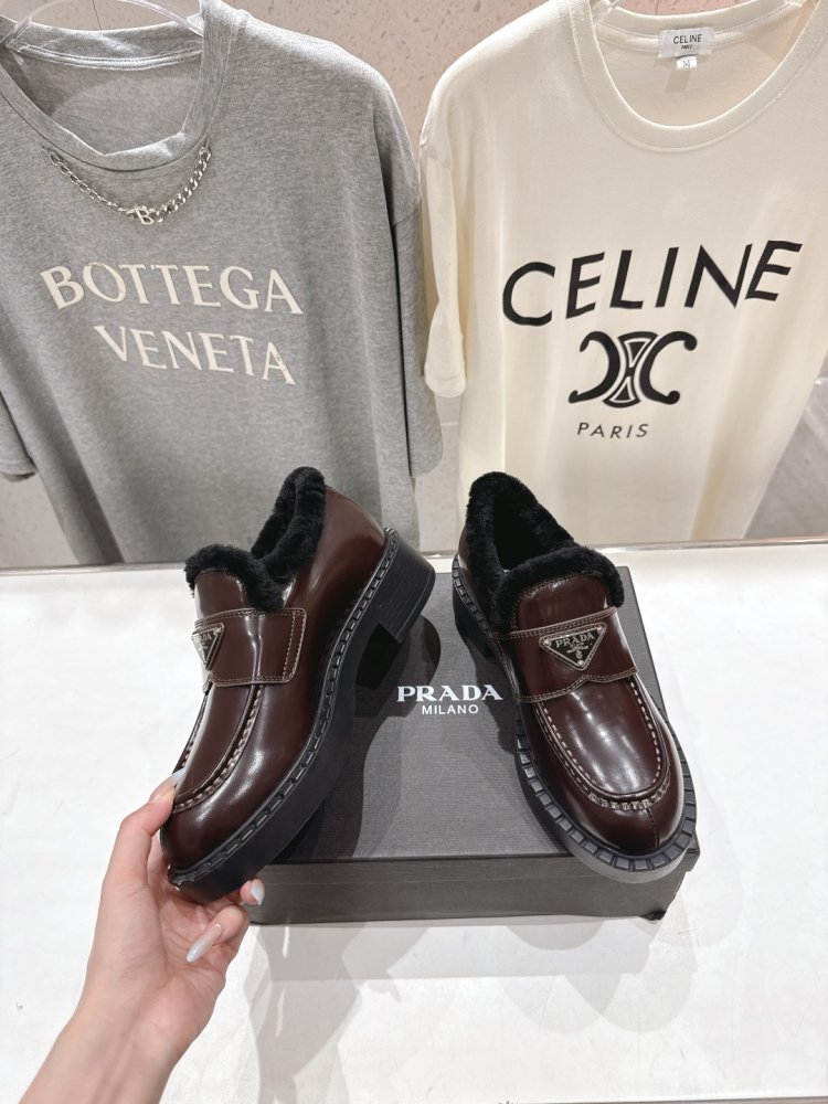 Туфли зимние женские на меху фото 3