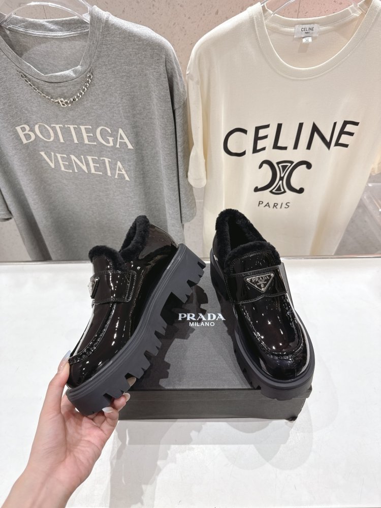 Туфли зимние женские на меху фото 3