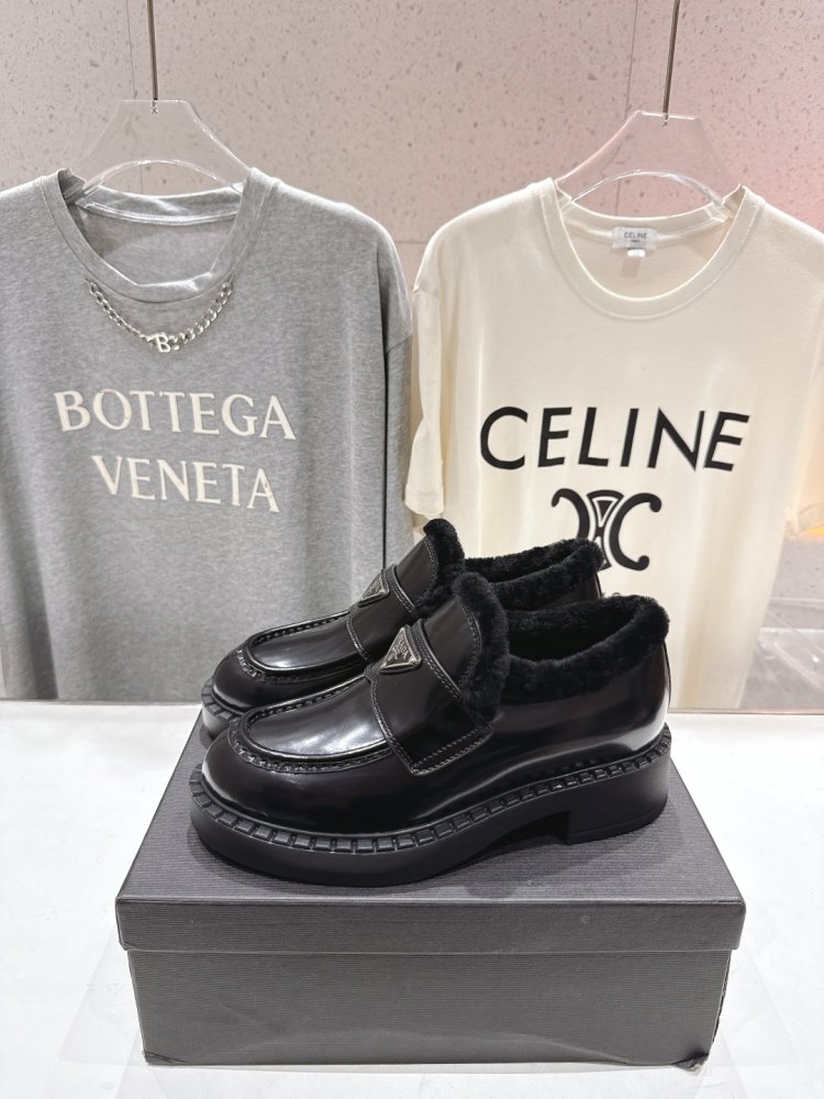 Туфли зимние женские на меху фото 4