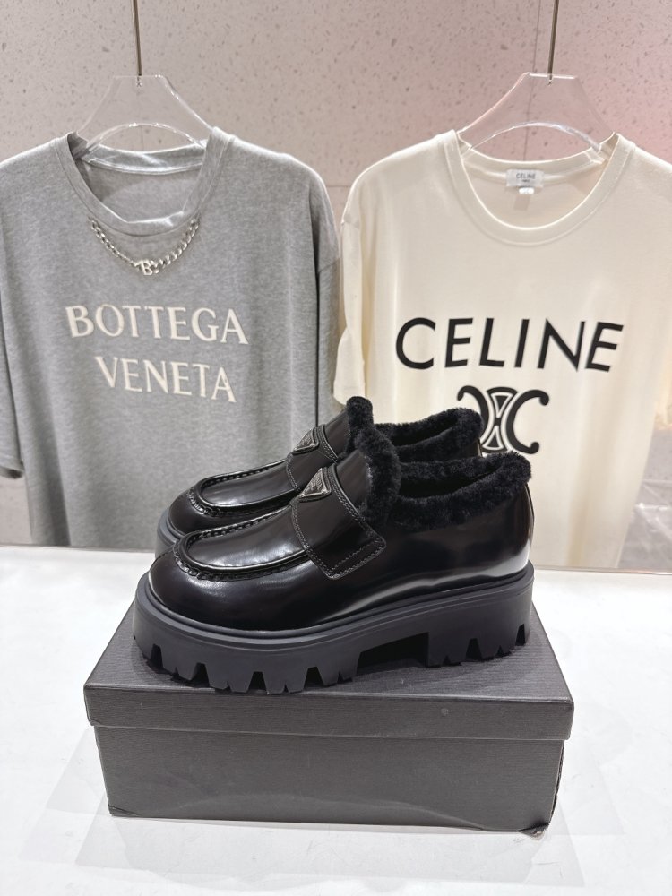 Туфли зимние женские на меху фото 4