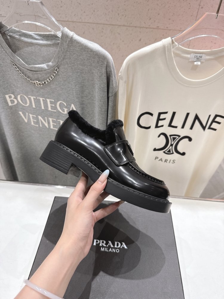 Туфли зимние женские на меху фото 5