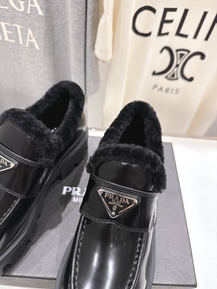 Туфли зимние женские на меху фото 6