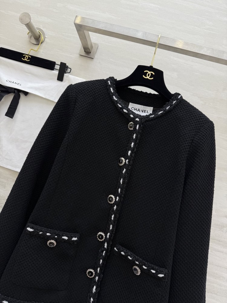 Твідовий чорний жіночий піджак фото 2