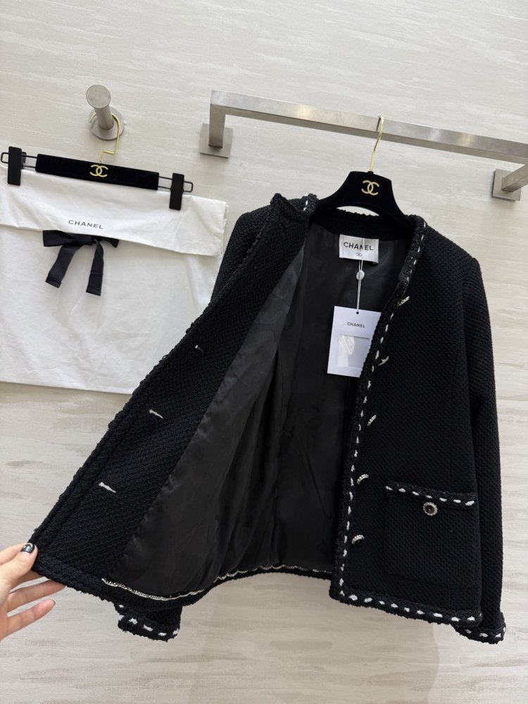 Твідовий чорний жіночий піджак фото 3