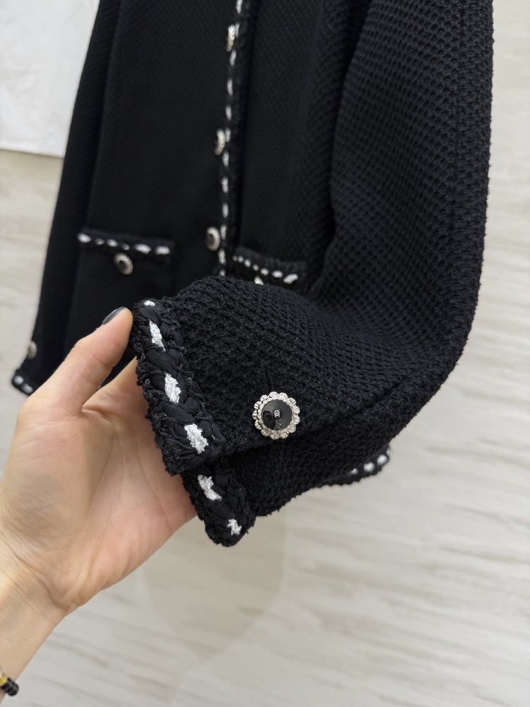 Твідовий чорний жіночий піджак фото 5