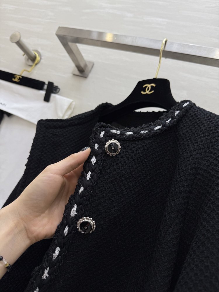 Твідовий чорний жіночий піджак фото 9