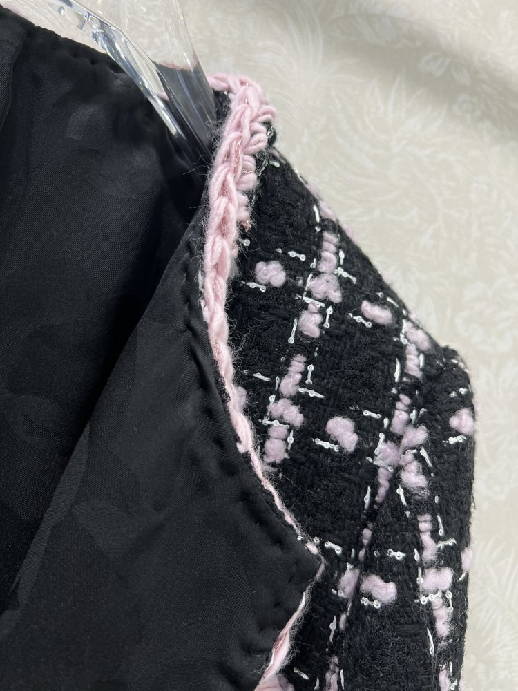 Твидовый пиджак с шелковой подкладкой фото 3