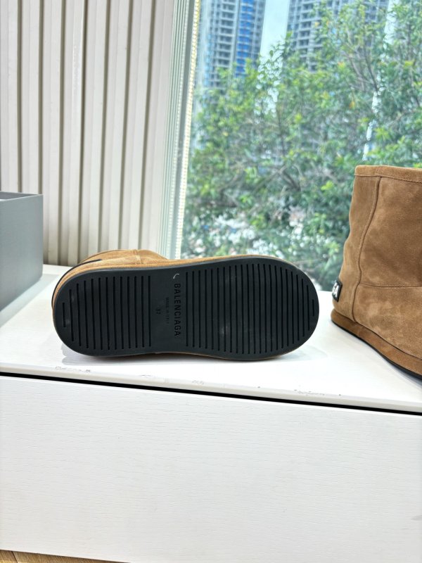 Угги Balenciaga Venom фото 9