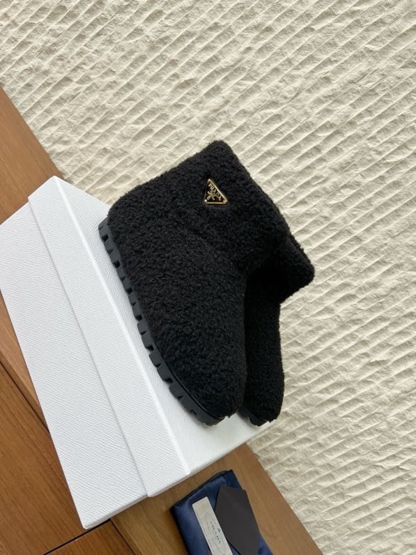 Ugg boots fur фото 3