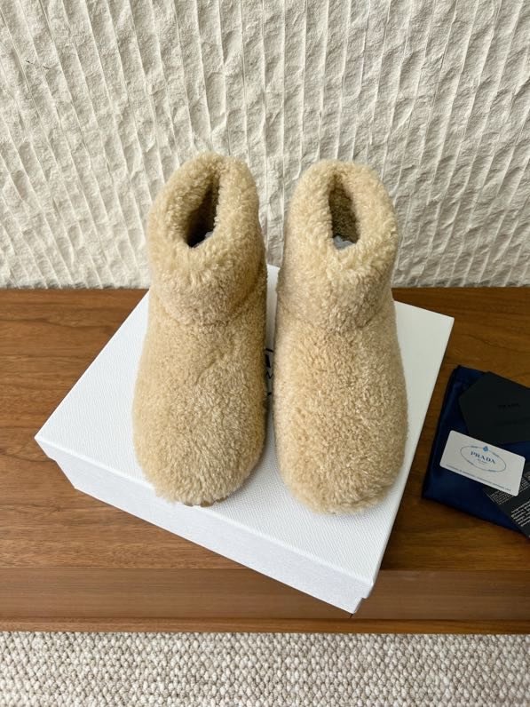 Ugg boots fur фото 3