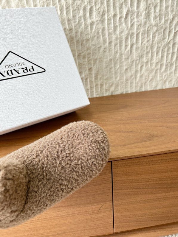 Ugg boots fur фото 4