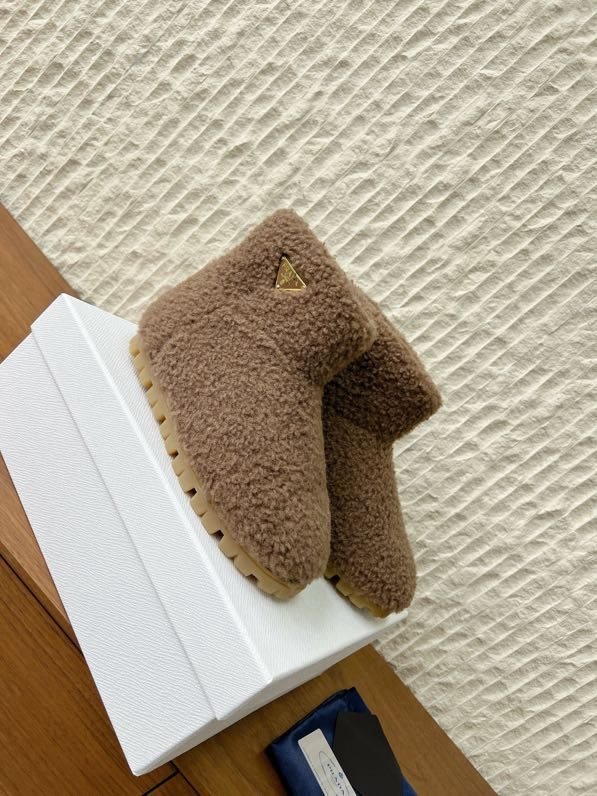 Ugg boots fur фото 7