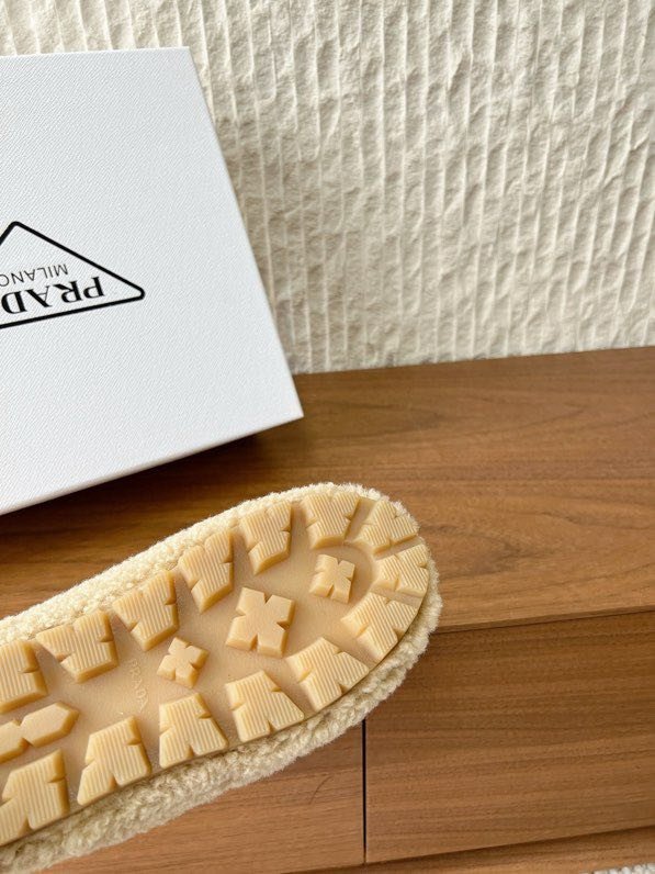 Ugg boots fur фото 8