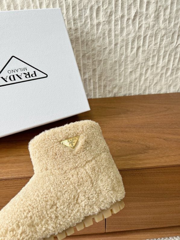 Ugg boots fur фото 9