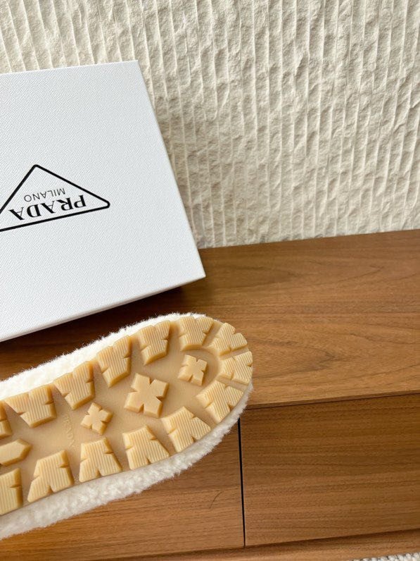 Ugg boots fur фото 9