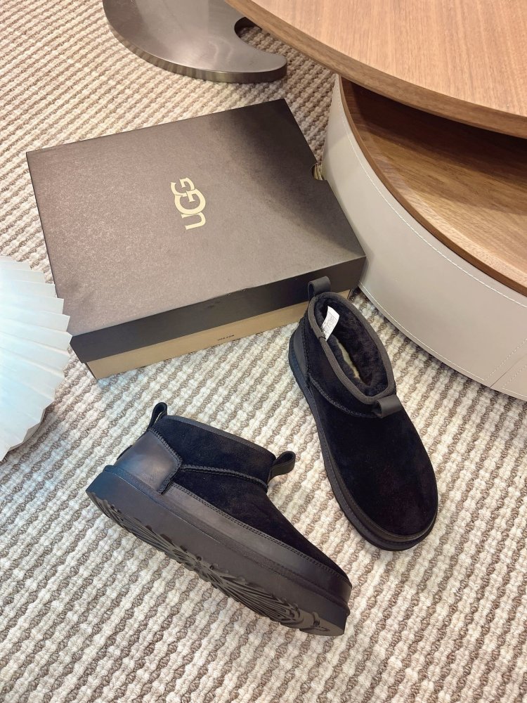 Уггі чоловічі фото 2