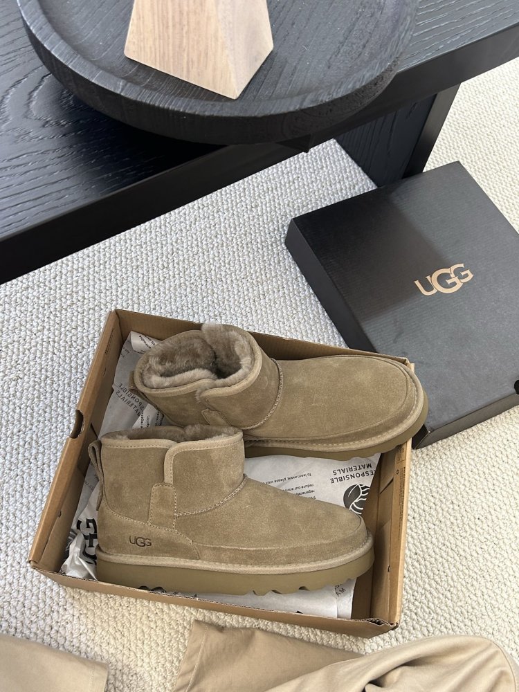 Уггі чоловічі фото 2