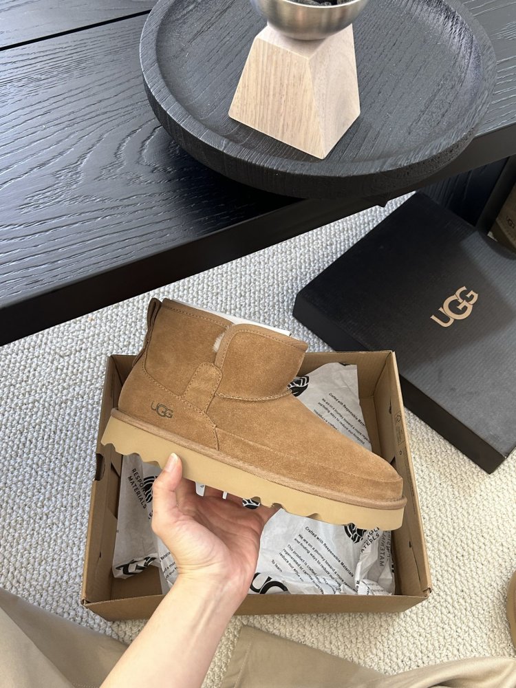 Уггі чоловічі фото 2