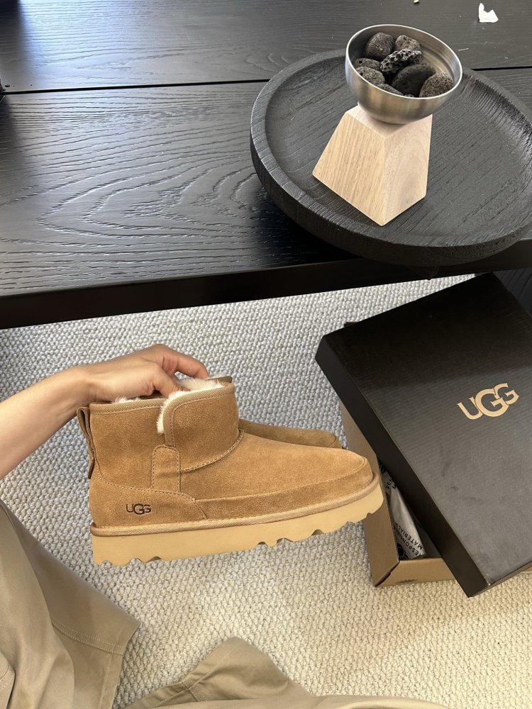 Уггі чоловічі фото 5