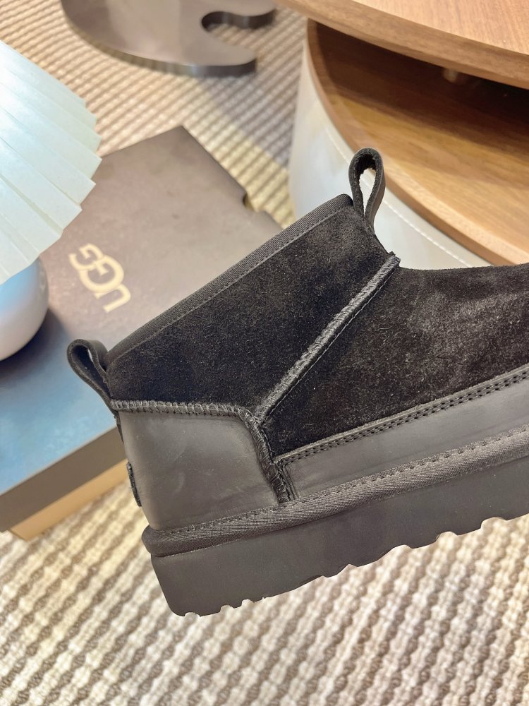 Уггі чоловічі фото 6